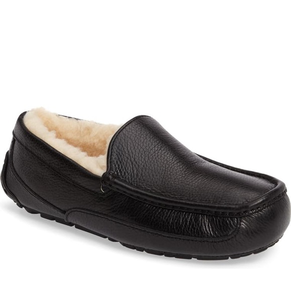 UGG Other - Ugg Ascot Black Leather Loafers Slippers Mens 7